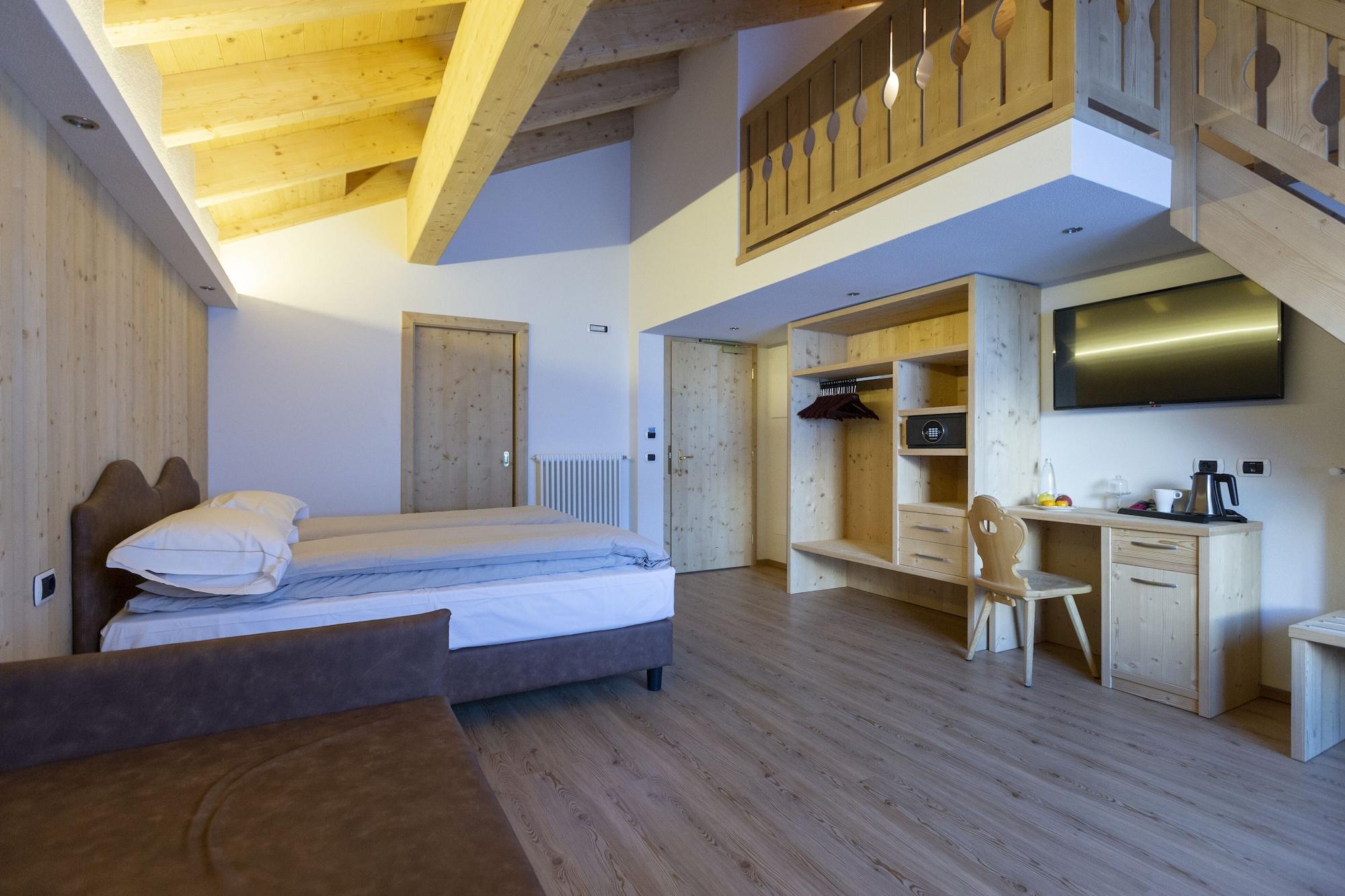 Hotel "La Suisse" Livigno Exteriör bild